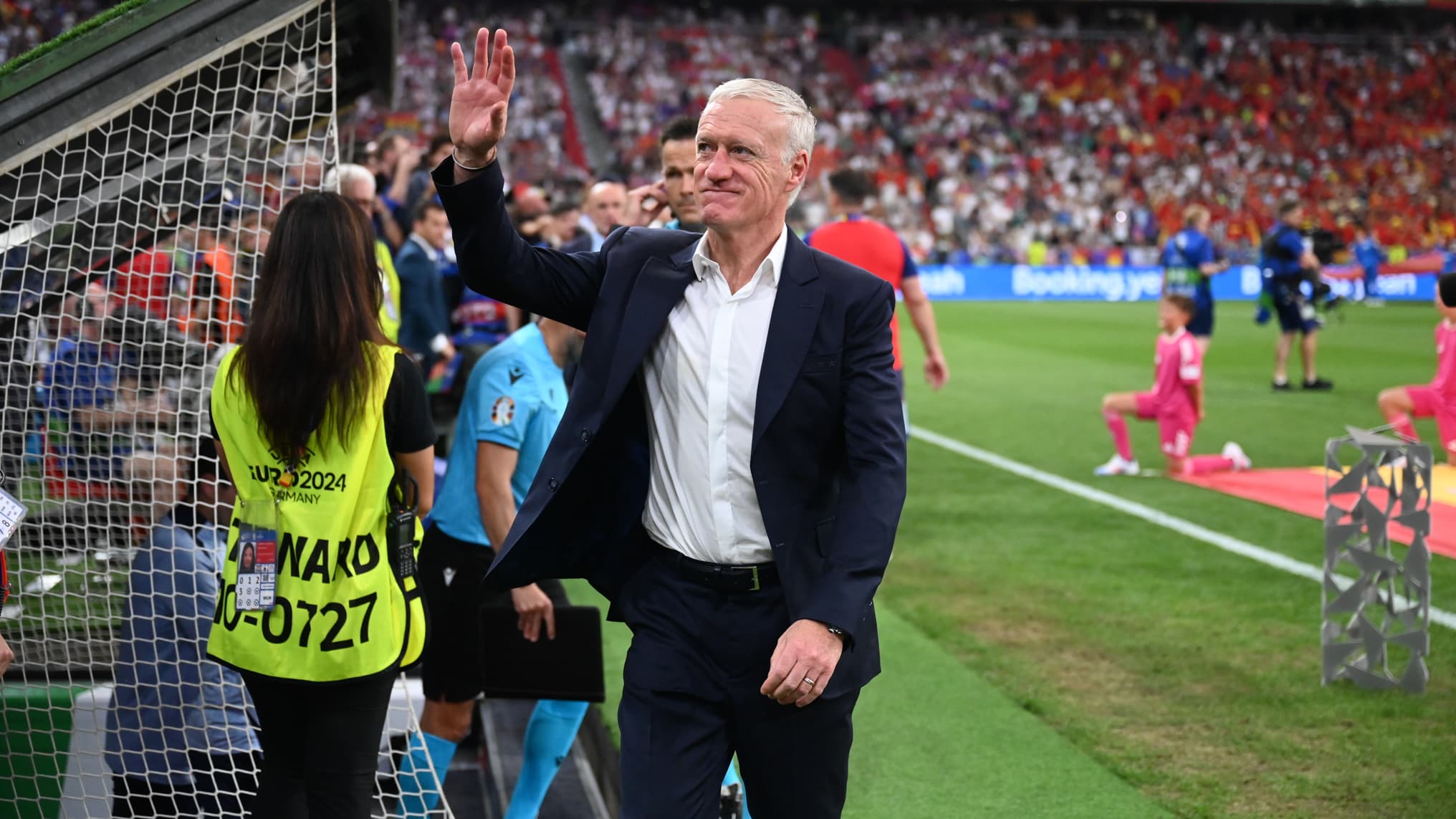 près d'un fan de foot sur deux souhaite le départ de Didier Deschamps