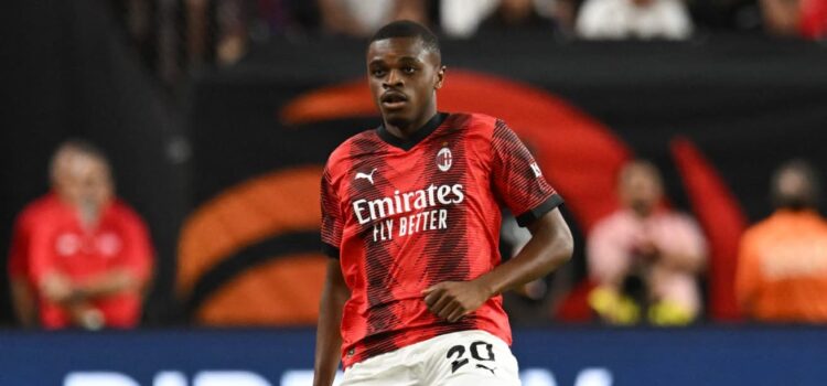 1724107344 Pierre Kalulu Avec L Ac Milan Le 1er Aout 2023 1739937.jpg