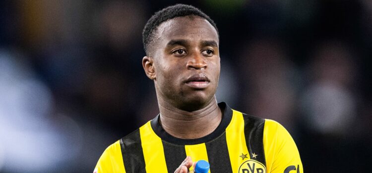 Youssoufa Moukoko Avec Le Borussia Dortmund En Novembre 2022 1518734.jpg